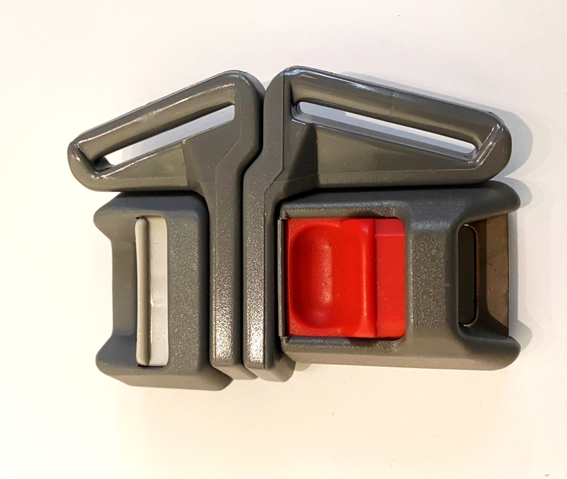 Five point buckle assembly